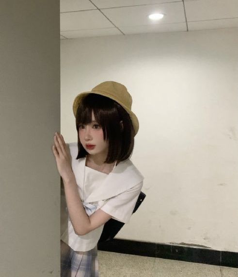国产学生臀系列在线观看_BD韩语高清电影在线